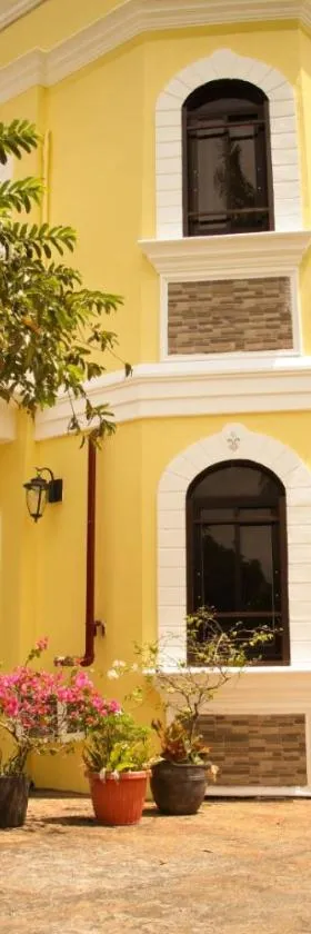 Villa Italia Hotel，位于Sorsogon的酒店