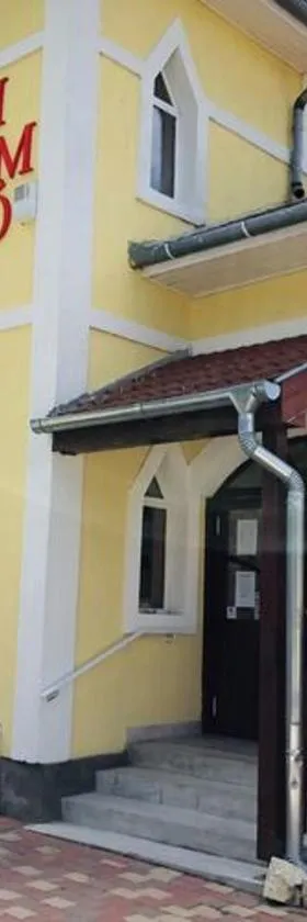 Cserki Panzió Balatonfőkajár，位于Balatonfőkajár的酒店