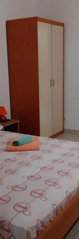 弗兰卡萨普伦纳拉公寓，位于萨普伦纳拉的酒店
