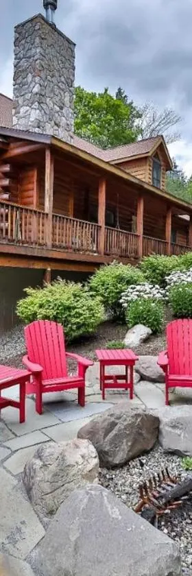 Beautiful Chalet, mins to Hunter/Windham slopes，位于Jewett的酒店