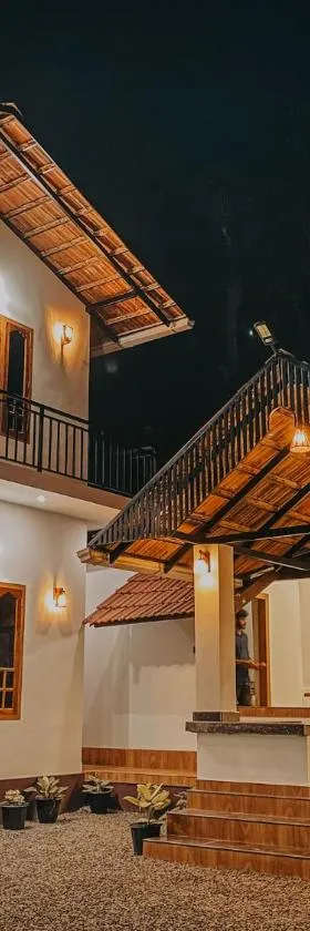 PARTHO home stay，位于Padinjarathara的酒店