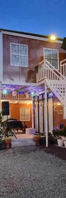 Olive Hostel Roxas City，位于罗哈斯城的酒店
