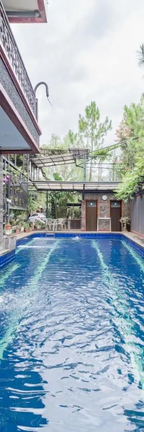 Urbanview Hotel Villa Surya Bandung，位于万隆的酒店