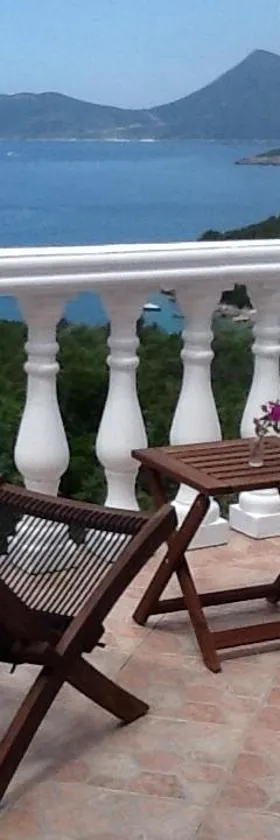 Villa Mirista，位于卢什蒂卡的酒店