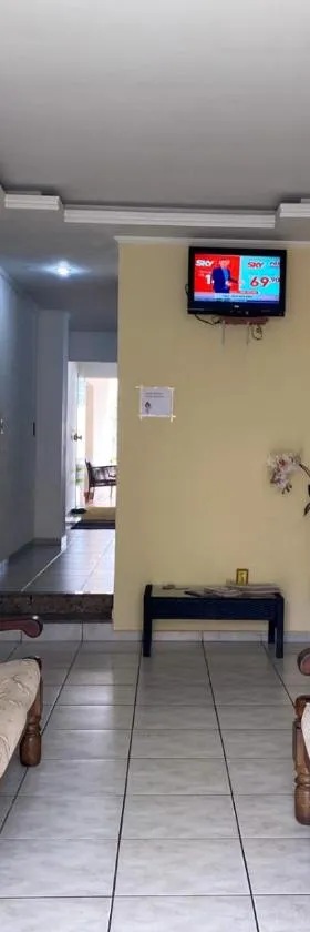 Hotel Guarini，位于蒙蒂锡昂的酒店