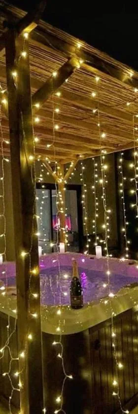Le GREEN'SPA - DIJON - SPA-jardin-parking privé，位于朗维克的酒店