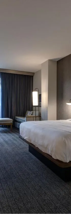 Courtyard by Marriott Iowa City University Heights，位于爱荷华的酒店