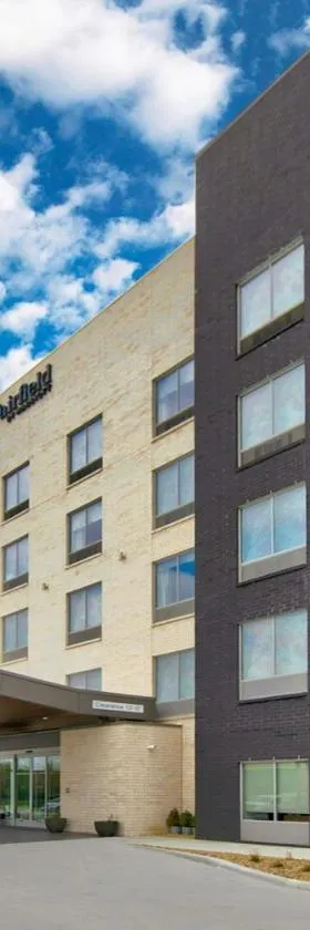 Fairfield by Marriott Inn & Suites Cincinnati North West Chester，位于西切斯特的酒店