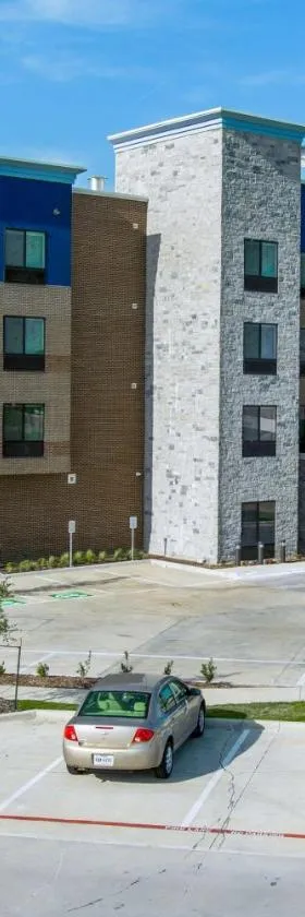 Fairfield Inn & Suites by Marriott Corinth South Denton Area，位于Corinth的酒店