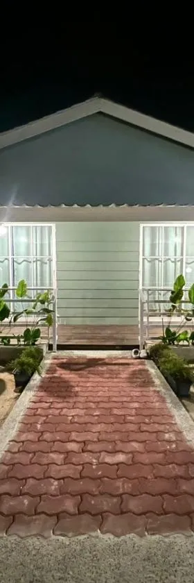 Chantara Cottage，位于Kampung Mawar的酒店