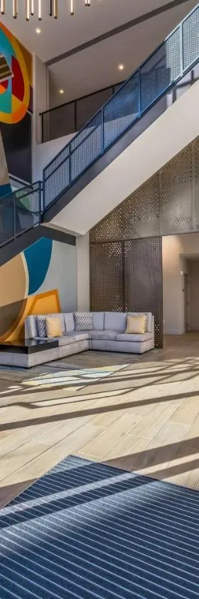 Hyatt Place Gainesville Downtown，位于盖恩斯维尔的酒店