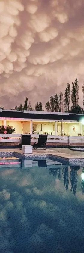 Posada de Campo Pura Vida，位于圣拉斐尔的酒店