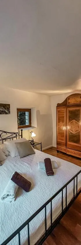 B&B ALLA PIAZZETTA DI TEGNA，位于台格纳的酒店