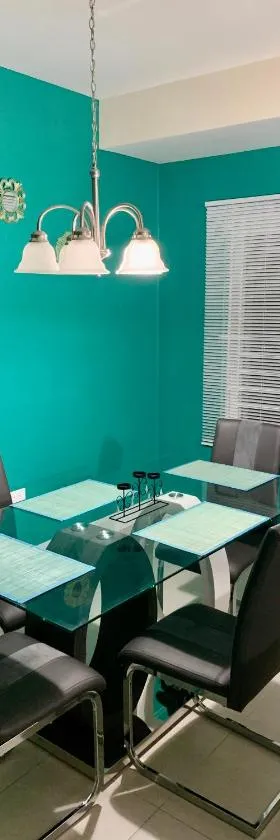 Aquamarine Resort-style Vacations，位于卢西的酒店