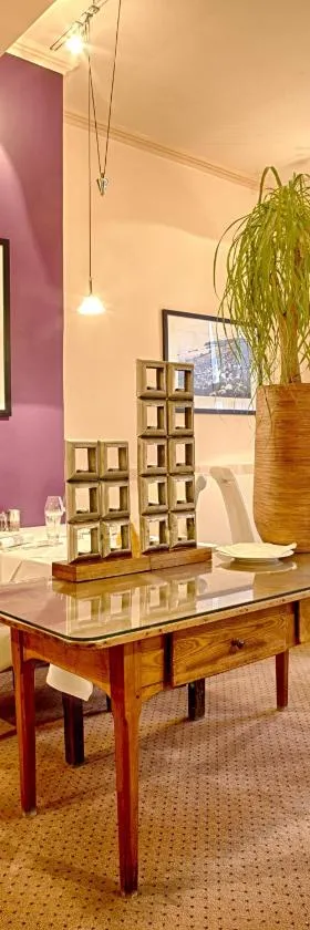 乐斯特拉斯堡酒店及餐厅，位于比奇的酒店