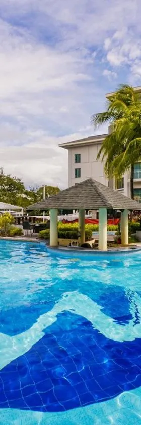 Widus Hotel Clark，位于克拉克的酒店