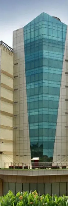 玛哈昆萨罗瓦尔柱廊套房酒店，位于加济阿巴德的酒店