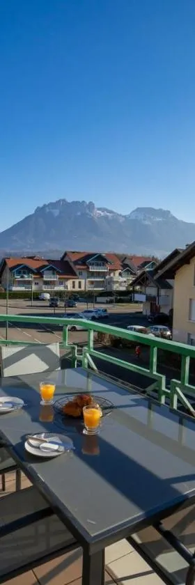 Les charmes du lac，位于圣若里奥的酒店