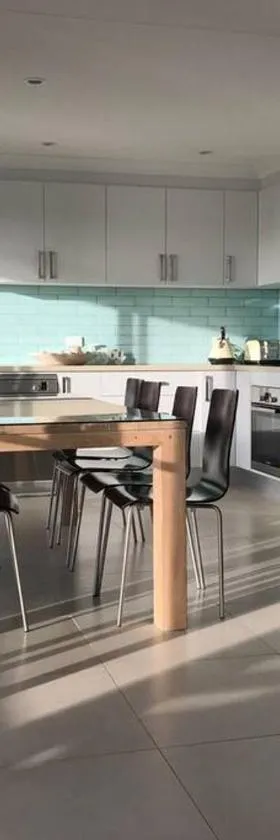 Summer Salt Beach House，位于阿勒达拉的酒店