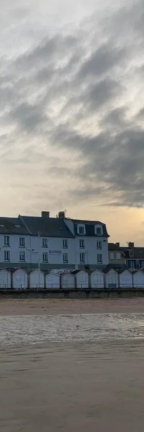 Beau Rivage Hôtel-Restaurant，位于滨海吕克的酒店
