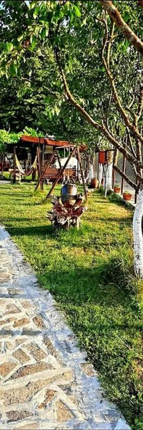 Guest House By The River，位于Stevrek的酒店