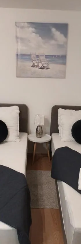 Apartman Hana u blizini Automotodroma Grobnik i Kostrenski plaža，位于科斯特雷纳的酒店