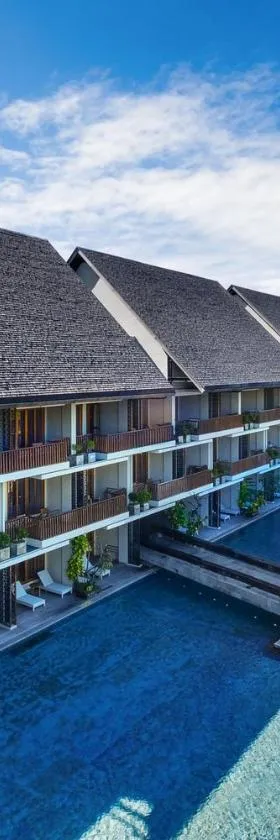 Swarga Suites Bali Berawa, Marclan Collection，位于坎古的酒店