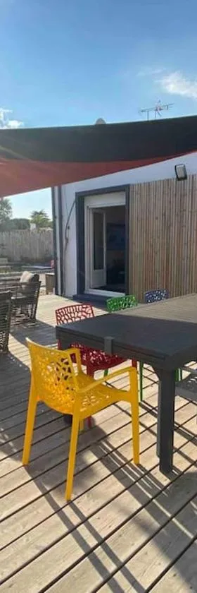 Villa avec jacuzzi proche de la mer et du centre，位于巴尔巴特尔的酒店