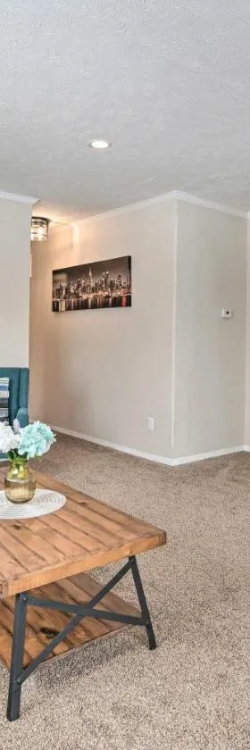 Family Home in Rapid City about 4 Mi to Torch Lake!，位于Rapid City的酒店