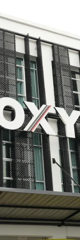 Roxy Hotel Aiman，位于古晋的酒店