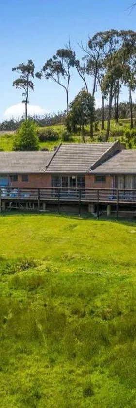 Harmonious One Bedroom Cabin，位于Wallan的酒店