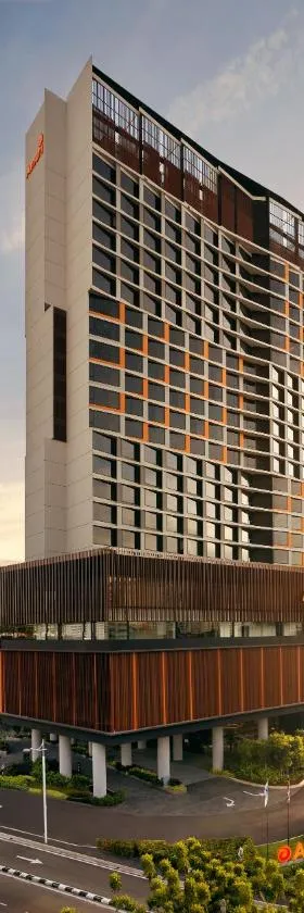 槟城国际会展中心阿玛瑞酒店，位于峇六拜的酒店