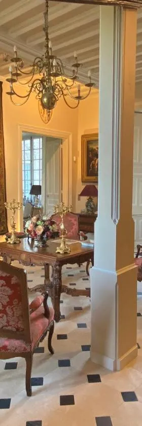 Château de Bouesse en Berry，位于Bouesse的酒店