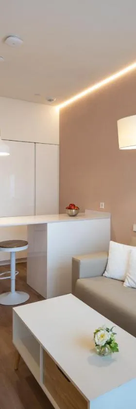 APARTAMENTOS TURISTICOS QUINTA LA PLAZA，位于Quintanadueñas的酒店