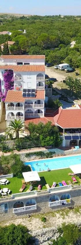 Garden Resort - Apartments Maslina，位于Potocnica的酒店