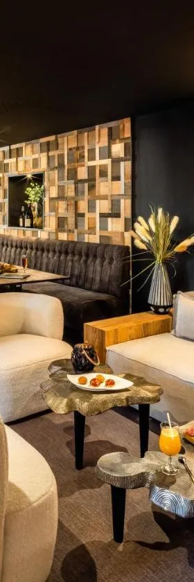 Logis Hôtel LBB - les 2 lacs，位于克莱尔沃雷拉克的酒店