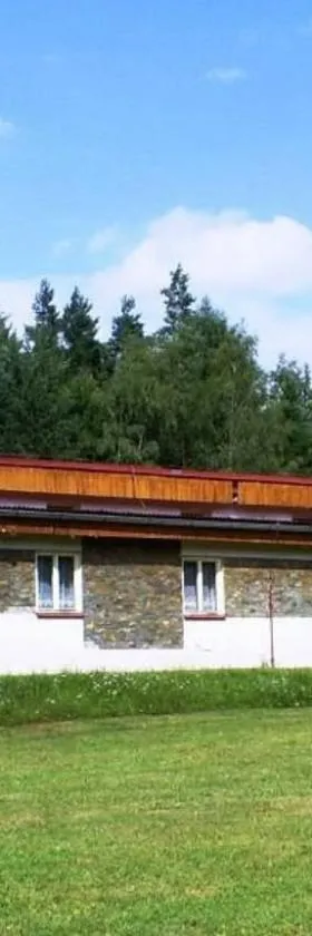 Sport areál Samopše，位于Vraník的酒店