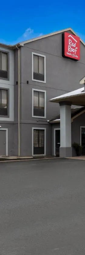 Red Roof Inn & Suites Bloomsburg - Mifflinville，位于Mifflinville的酒店