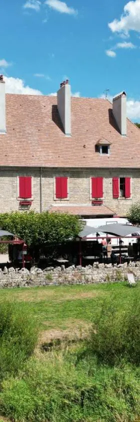 Hôtel Restaurant Chez Gervais，位于Quingey的酒店