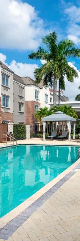 Courtyard by Marriott Sarasota at University Town Center，位于萨拉索塔的酒店