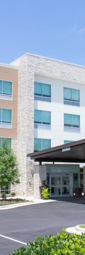 Holiday Inn Express & Suites Tuscaloosa East by IHG，位于塔斯卡卢萨的酒店