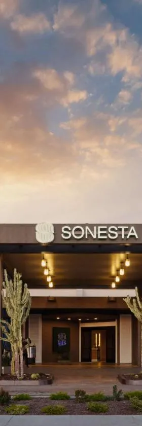 Sonesta Redondo Beach and Marina，位于雷东多海滩的酒店