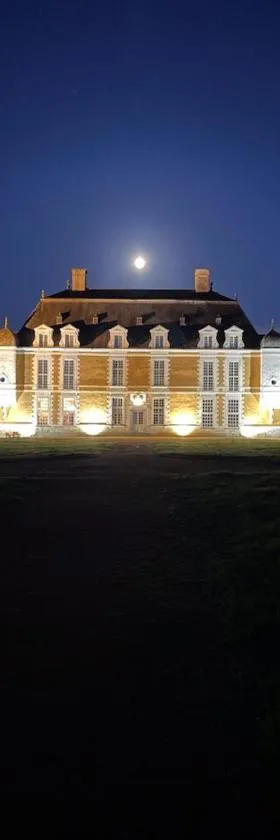 Château du Boschet chambre de l’infatigable gentilhomme，位于Bourg-des-Comptes的酒店