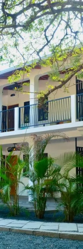 Hotel Kraken，位于Salinas的酒店