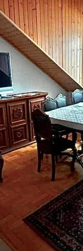 Pokój prywatny 4 osobowy ze wspólna kuchnia i łazienka，位于沃维奇的酒店