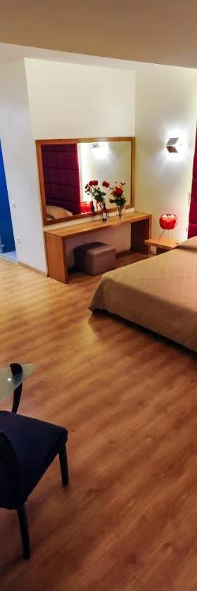 克利奥佩特拉酒店，位于美西尼的酒店