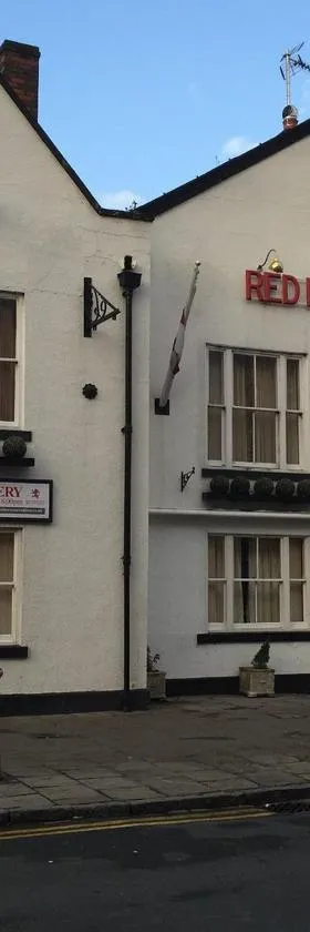 亚瑟斯敦红狮酒店，位于亚瑟斯通的酒店