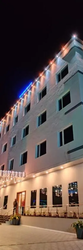 Vadpadraka Hotel And Resort，位于巴罗达的酒店