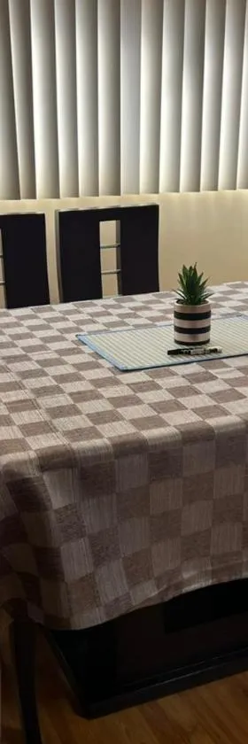 Departamento de 2 habitaciones amoblado en urbanización privada，位于昆卡的酒店