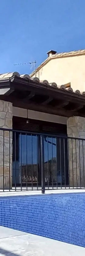 Casa Rural Raiztruf，位于Cinctorres的酒店